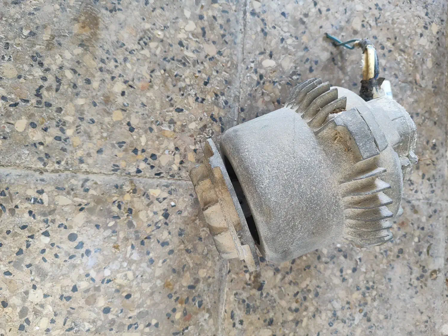 موتور فابریک فن ۵۰در ۵۰|پنکه و تصفیه‌کنندهٔ هوا|رامهرمز, |دیوار