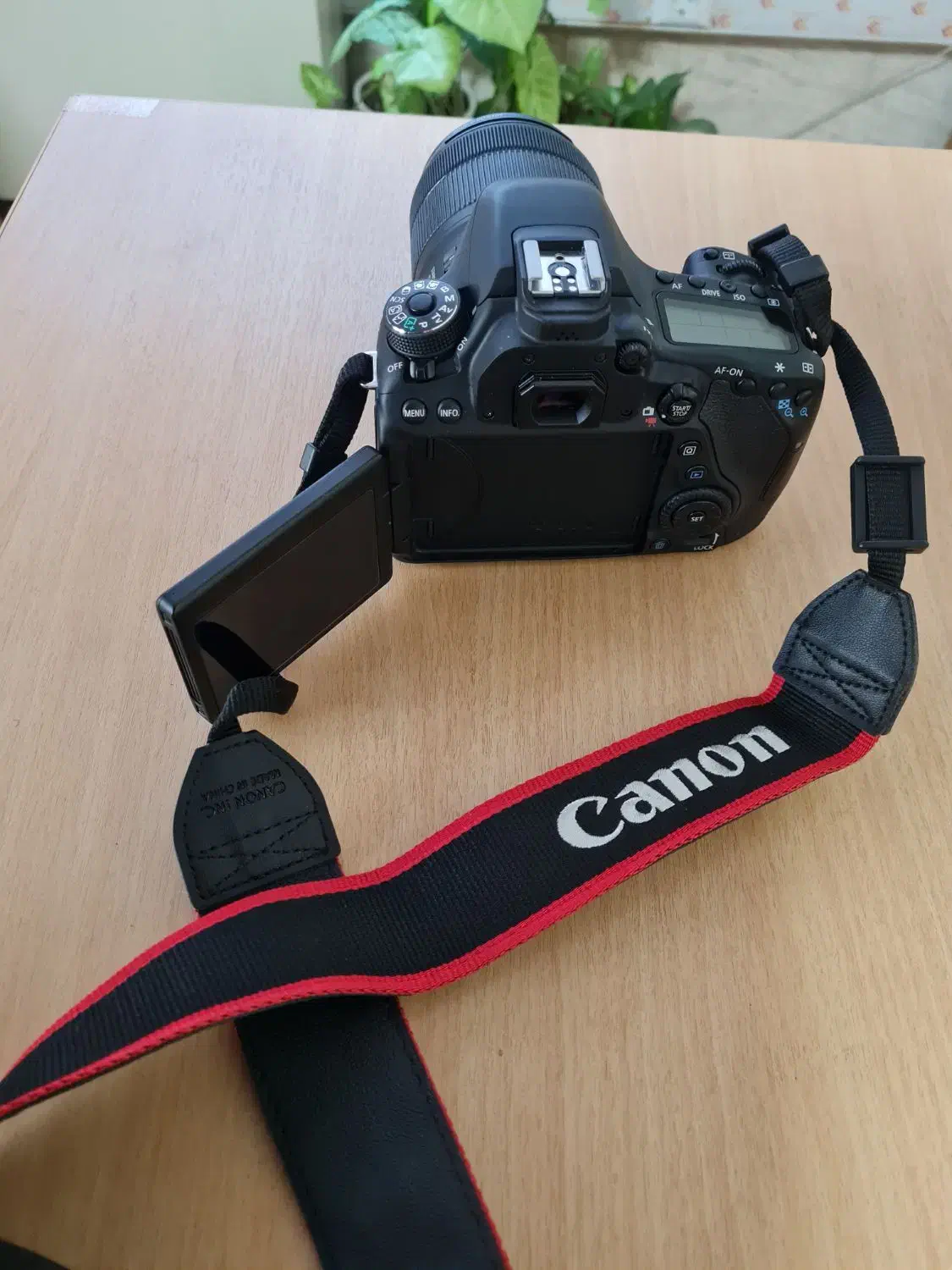 دوربین عکاسی  کانن 80D|دوربین عکاسی و فیلم‌برداری|تهران, ده‌ونک|دیوار