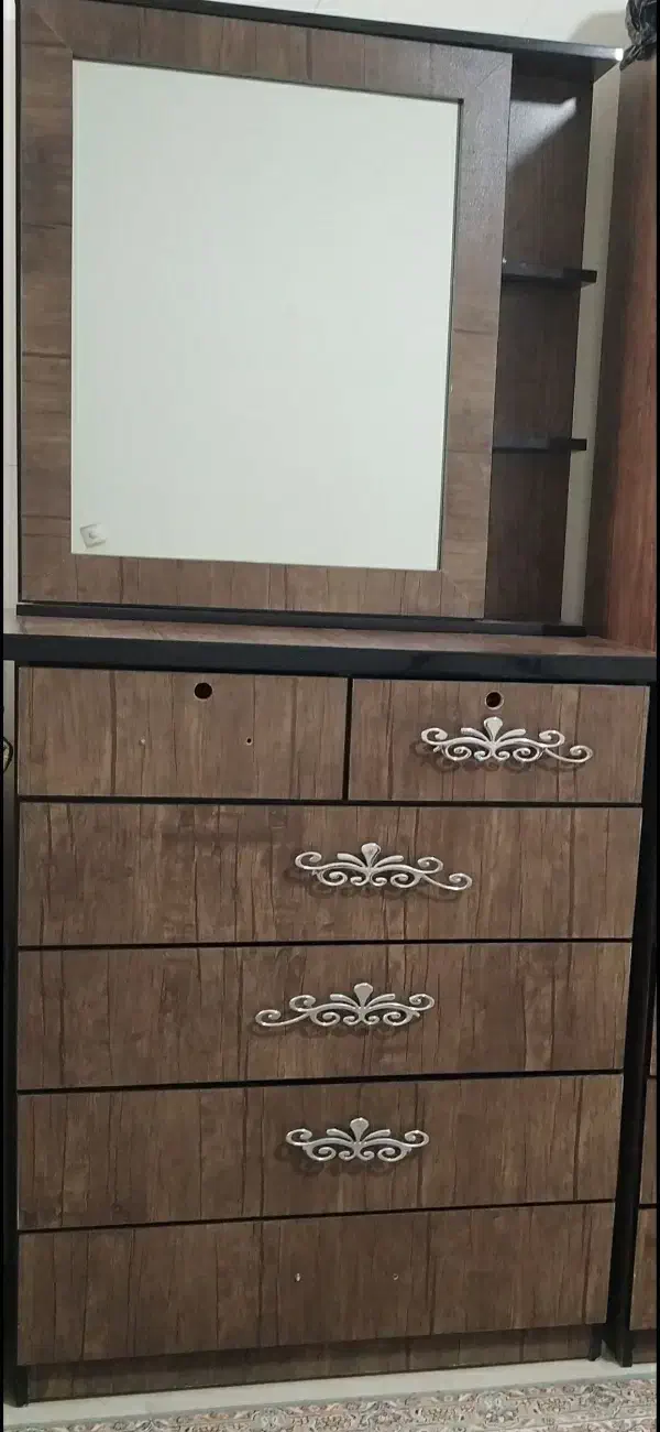 کمد دراور|جاکفشی، کمد، دراور|ملایر, |دیوار