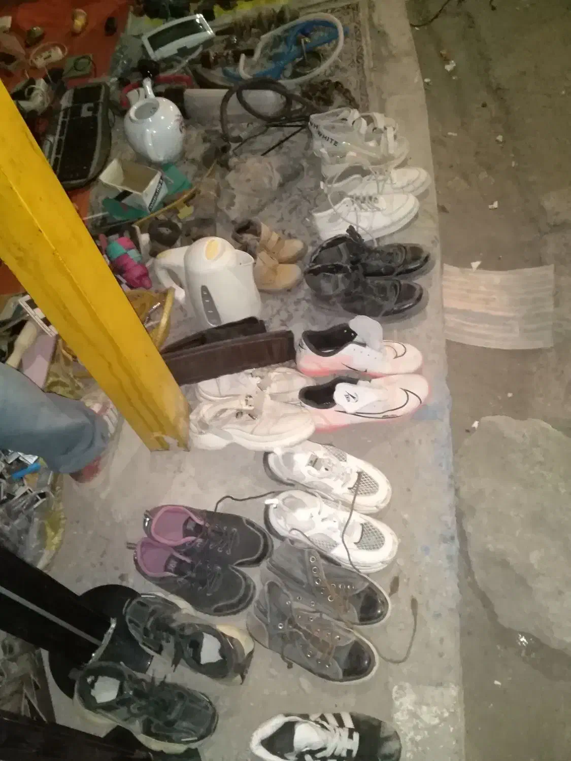 یه مقدار. وسیله برای بساَط|حراج|پیشوا, |دیوار