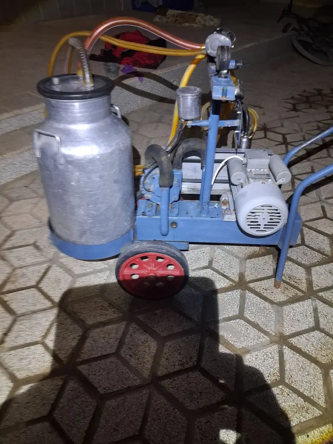 دستگاه شیر دوش|ماشین‌آلات صنعتی|قاسم‌آباد (خواف), |دیوار