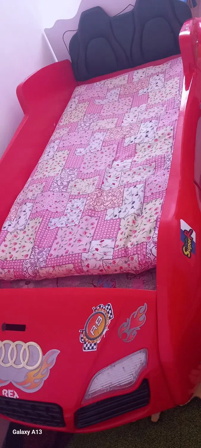 تخت خواب کودک|تخت و سرویس خواب|قروه, |دیوار