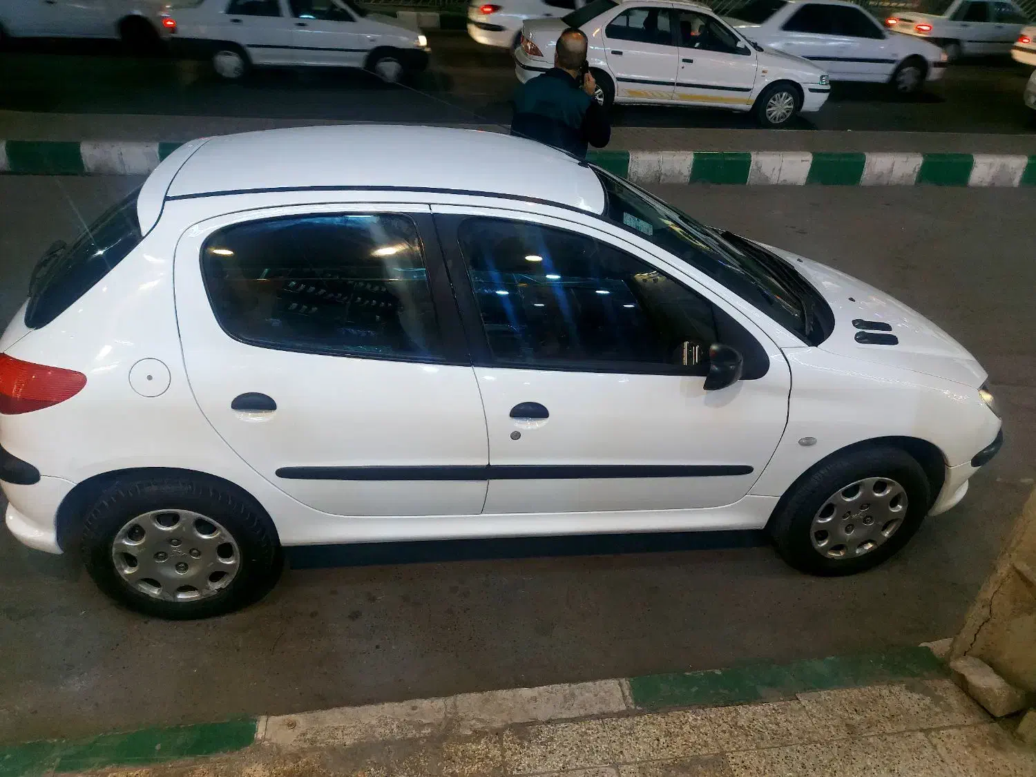 پژو ۲۰۶ تیپ ۲ مدل ۹۰|خودرو سواری و وانت|مشهد, هفت تیر (آب و برق)|دیوار