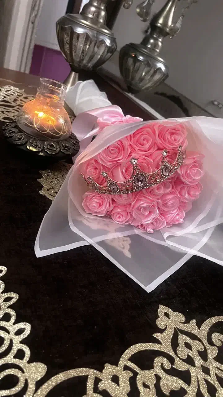 گل رز ربانی|گل مصنوعی|قم, شهید صیاد شیرازی|دیوار