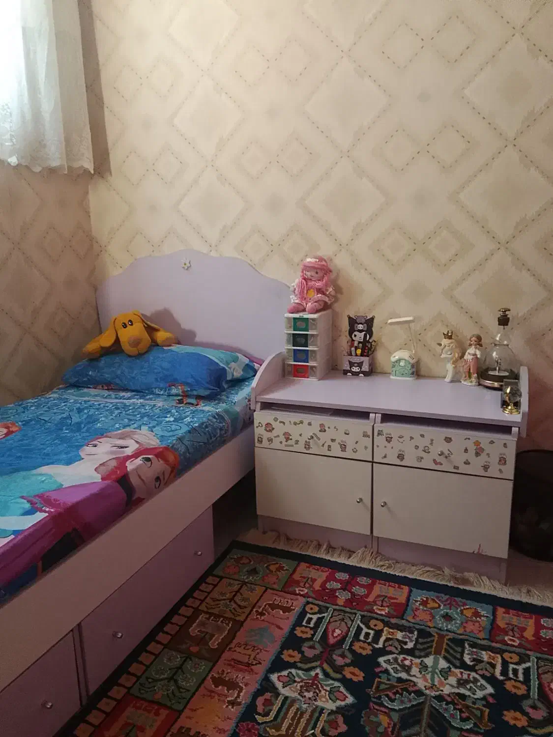 تختخواب نوجوان دخترانه|تخت و سرویس خواب|ری, شهید غیوری (ابن باویه)|دیوار