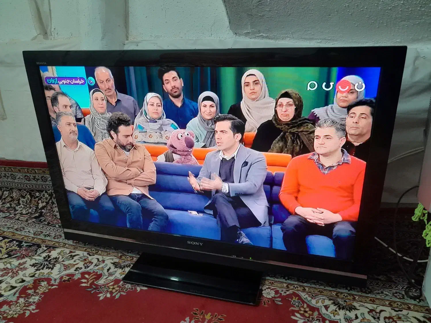 تلویزیون سونی ۴۶ اینچ مدل براویا و یک الجی ۲۱|تلویزیون و پروژکتور|رشت, کوی فکوری|دیوار