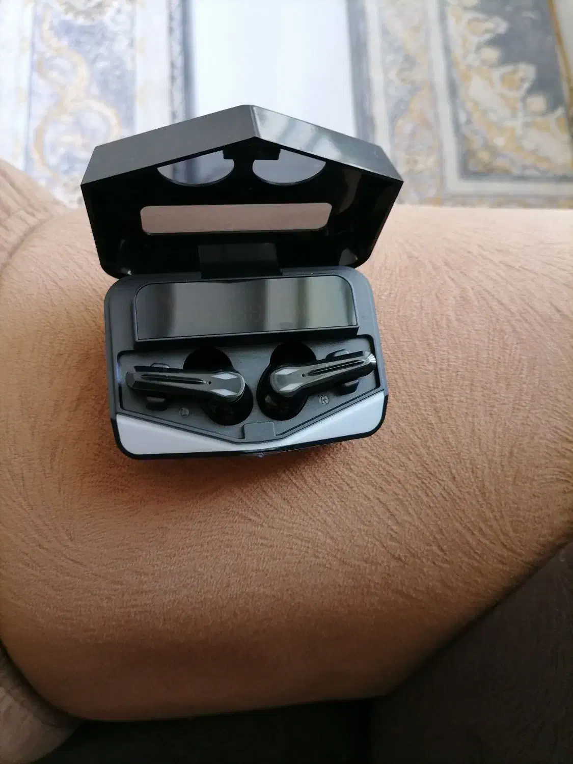 ایرپاد|لوازم جانبی موبایل و تبلت|بم, |دیوار