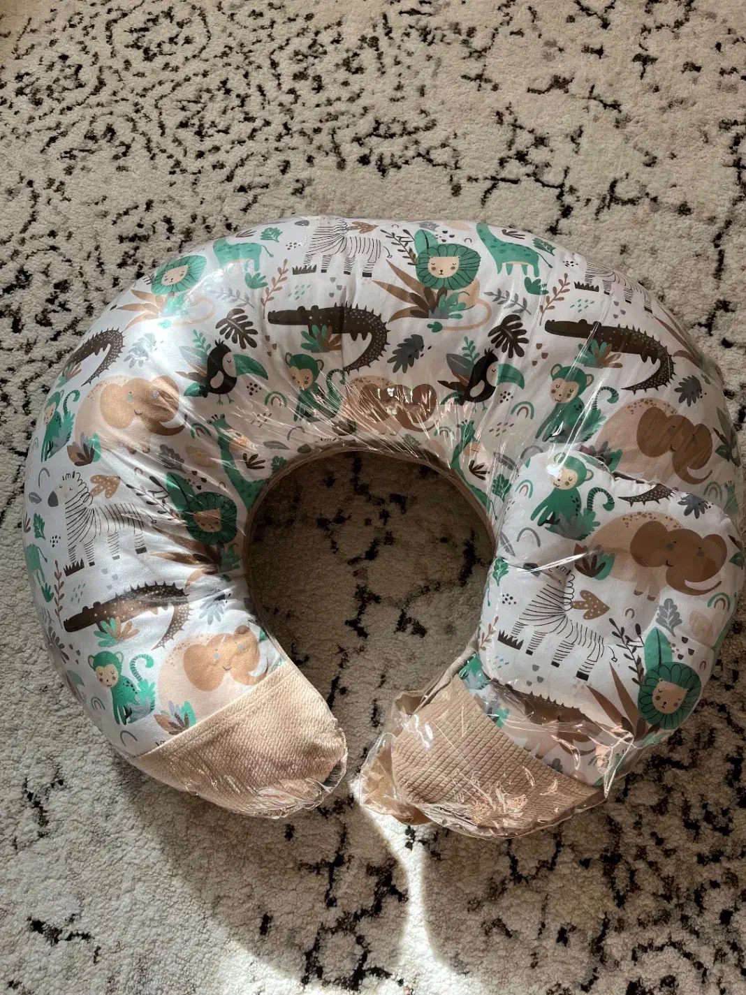 بالشت شیردهی بهمراه بالشت فرم دهی|اسباب و اثاث بچه|یزد, |دیوار