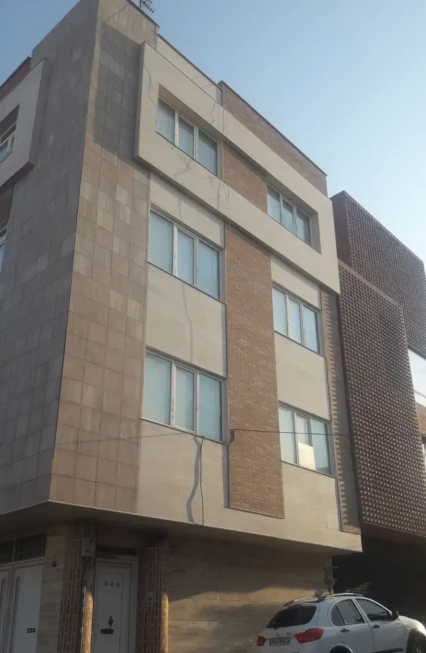 ساخت نصب و تعمیرات انواع در و پنجره UPVC و کابینت|خدمات پیشه و مهارت|قم, بنیاد|دیوار