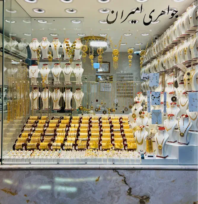 النگو آیینه ای ۵ درصد بالای تابلو بدون هیچ درصدی|جواهرات|شیراز, بازار|دیوار