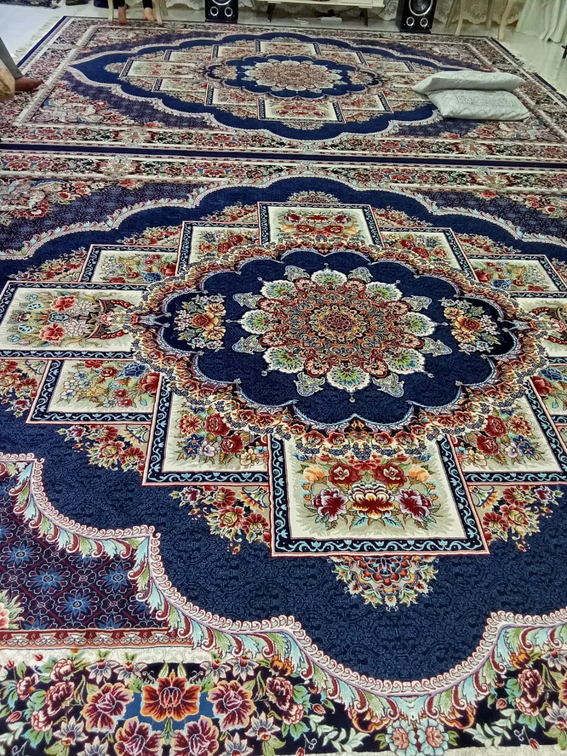 قالی 12متری|فرش|کاشمر, |دیوار