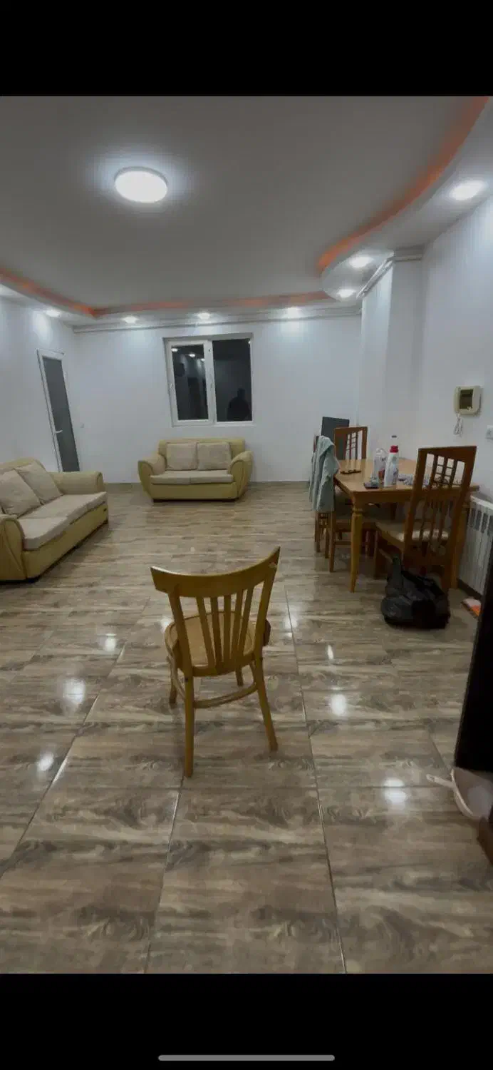 واحد ۸۰ متری بر اصلی امیر شهید|فروش دفتر کار، اتاق اداری، مطب|لاهیجان, امیرشهید|دیوار