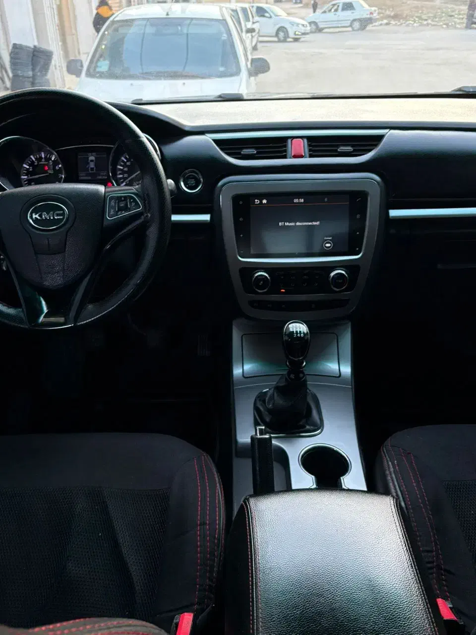 kmc t8 مدل 1402|خودرو سواری و وانت|شیراز, شیخ روزبهان|دیوار