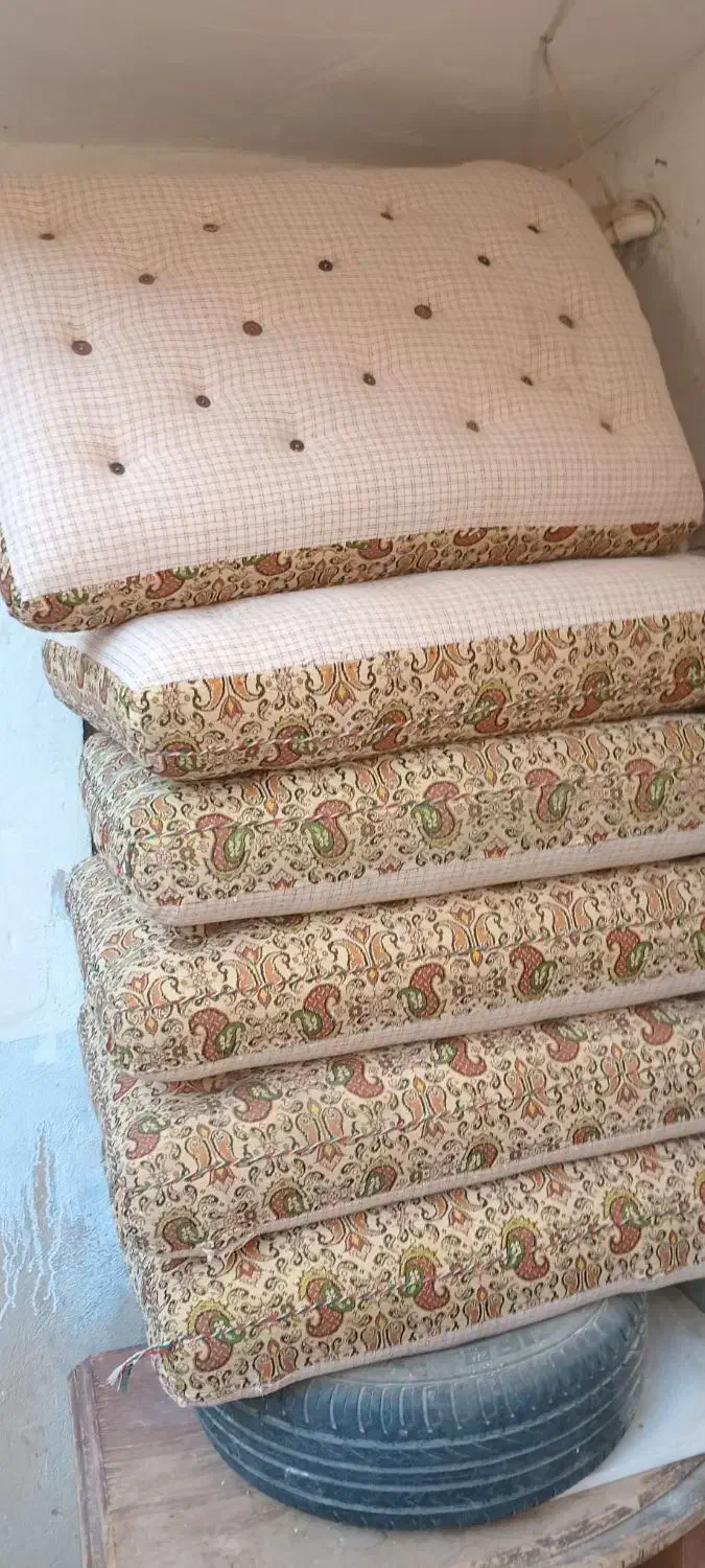 6عدد پشتی کارکرده|پشتی|سنندج, |دیوار