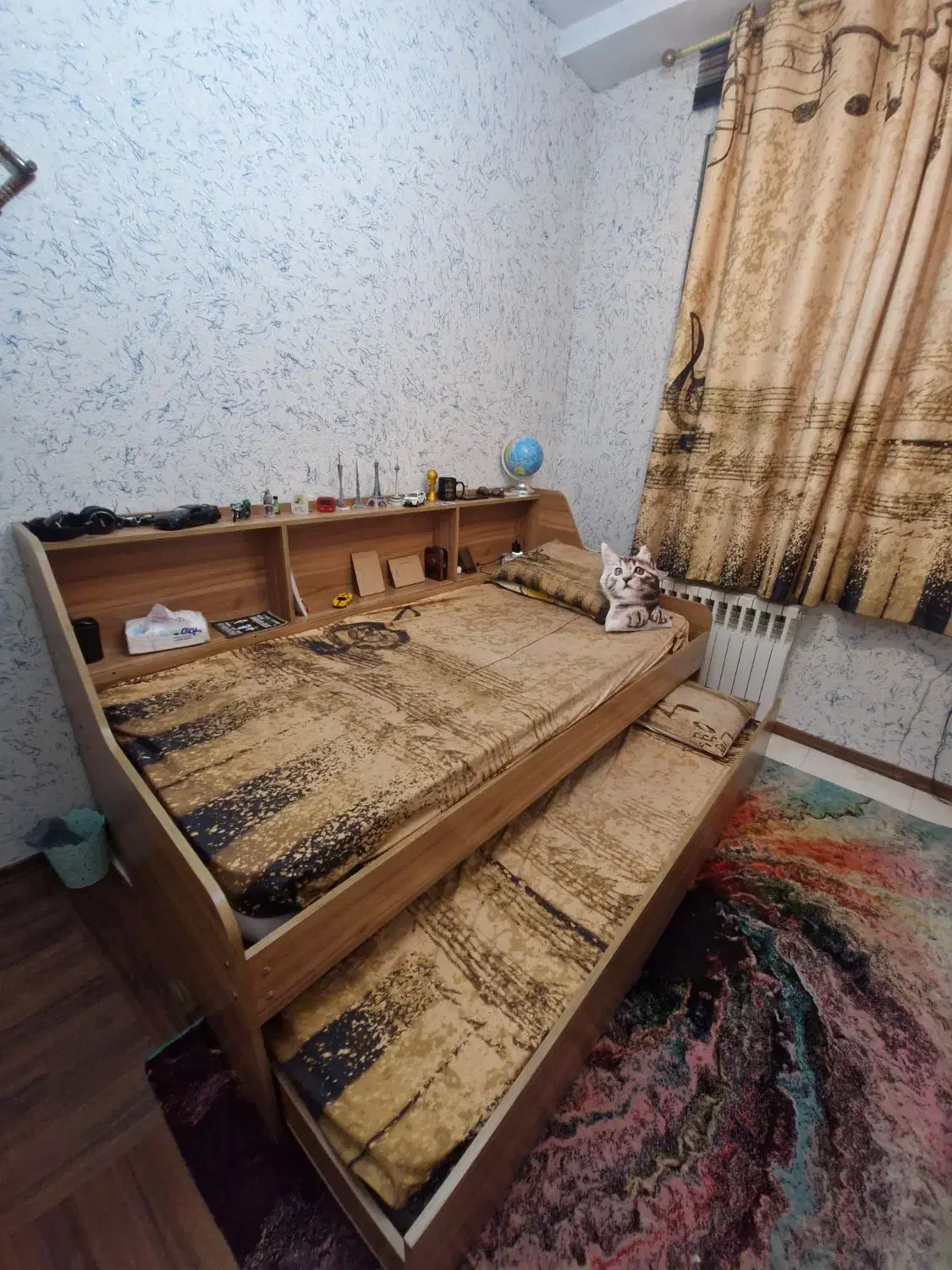 تخت کشویی کم جا دو نفره به همراه دو عدد تشک|تخت و سرویس خواب|تهران, جوادیه تهرانپارس|دیوار