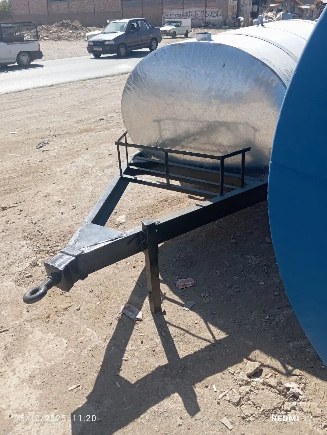 تعدادی تانکر چرخدار و نیسانی|مصالح و تجهیزات ساختمان|همدان, |دیوار