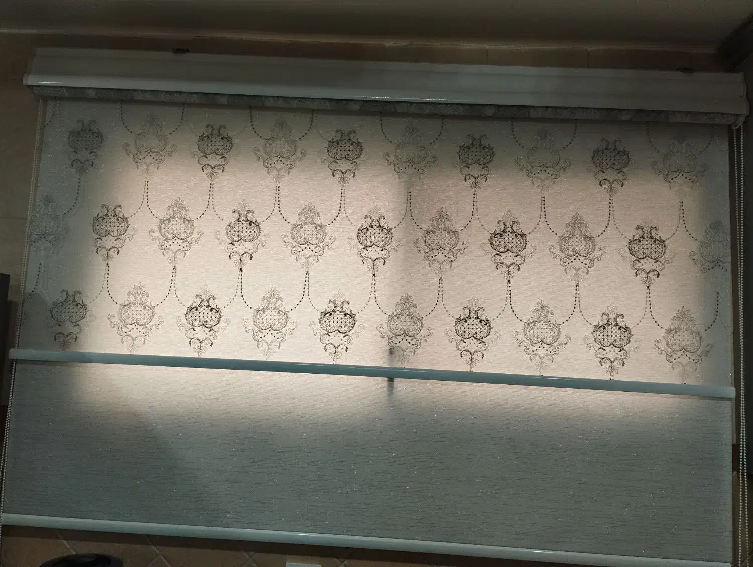 پرده زبرا دو مکانیزمه نونو تازه نصب کردم|پرده، رانر، رومیزی|آمل, |دیوار