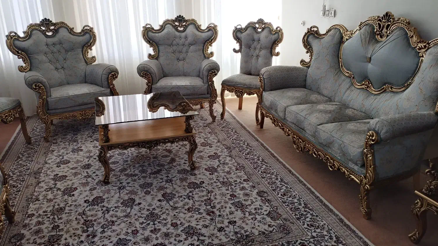 مبل استیل 9نفره همراه با3عددمیز وعسلی. شیک وزیبا|مبلمان خانگی و میز عسلی|کرمانشاه, |دیوار