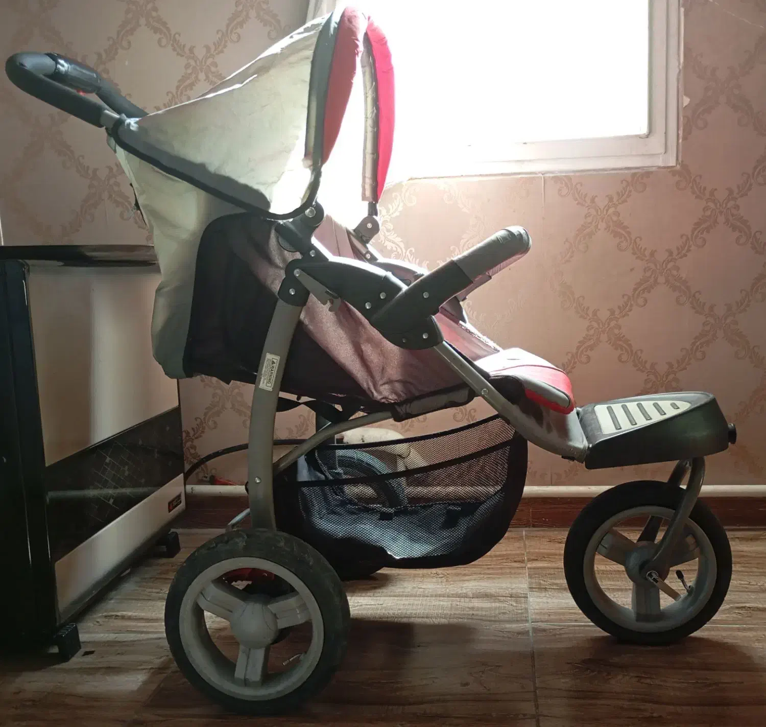 کالسکه بچه|کالسکه و لوازم جانبی|فردیس, شهرک ناز|دیوار