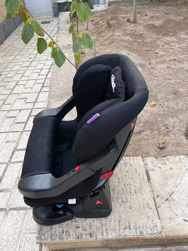 صندلی ماشین کودک|تخت و صندلی بچه|هشتگرد, هشتگرد قدیم|دیوار