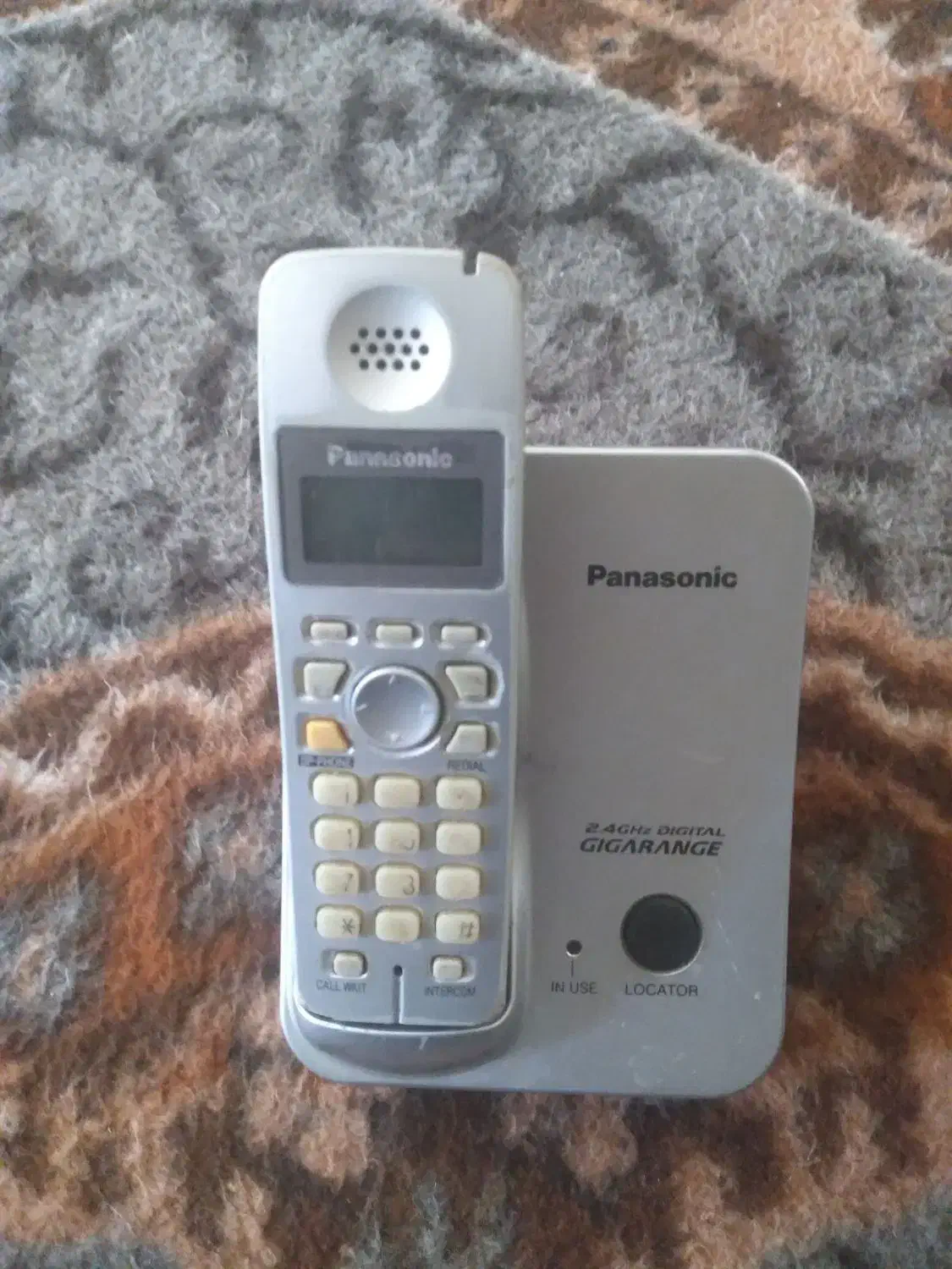 ۴عددتلفن سالم فیلیپس پاناسونیک بی سیم باسیم|تلفن رومیزی|تهران, آذری|دیوار