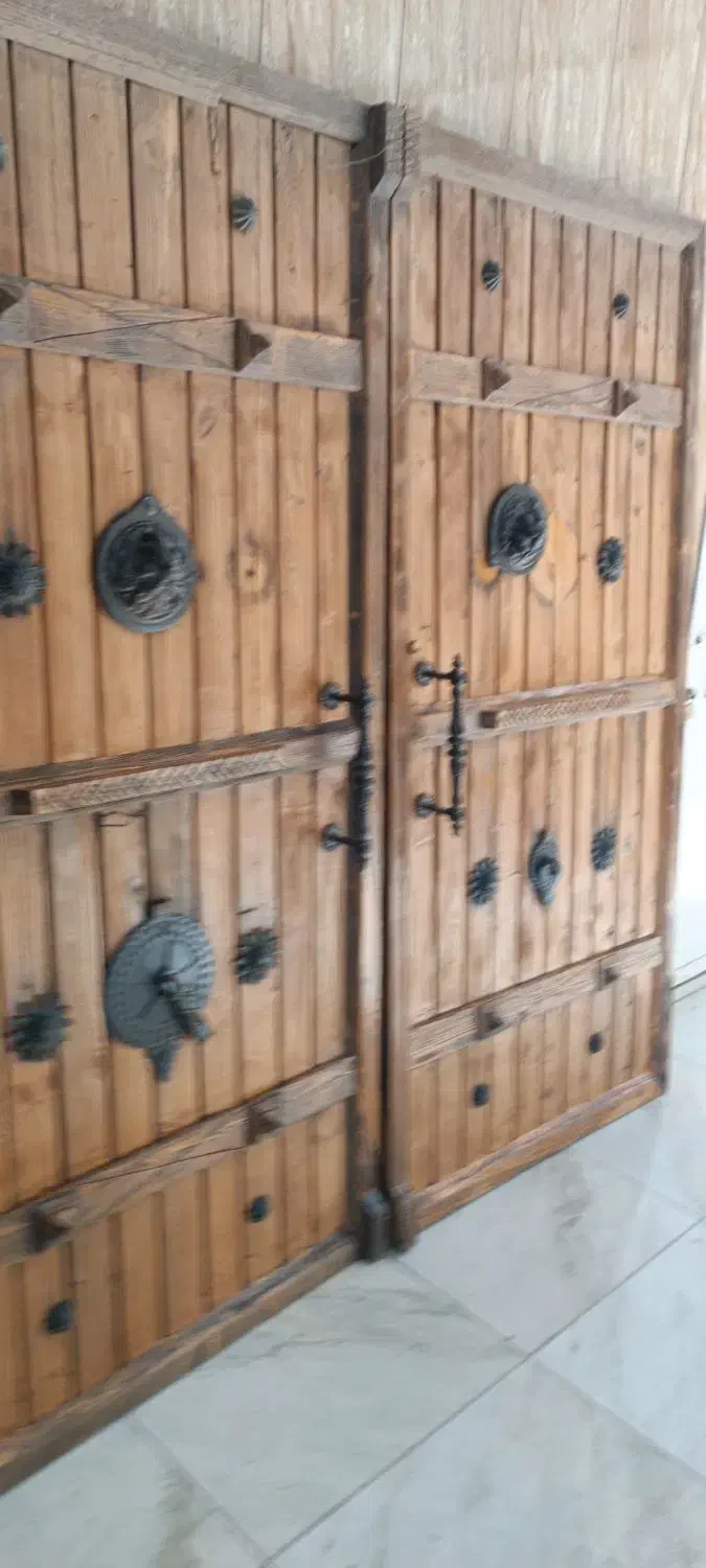 فروش درب چوبی طرح سنتی|کافی‌شاپ و رستوران|ابهر, |دیوار