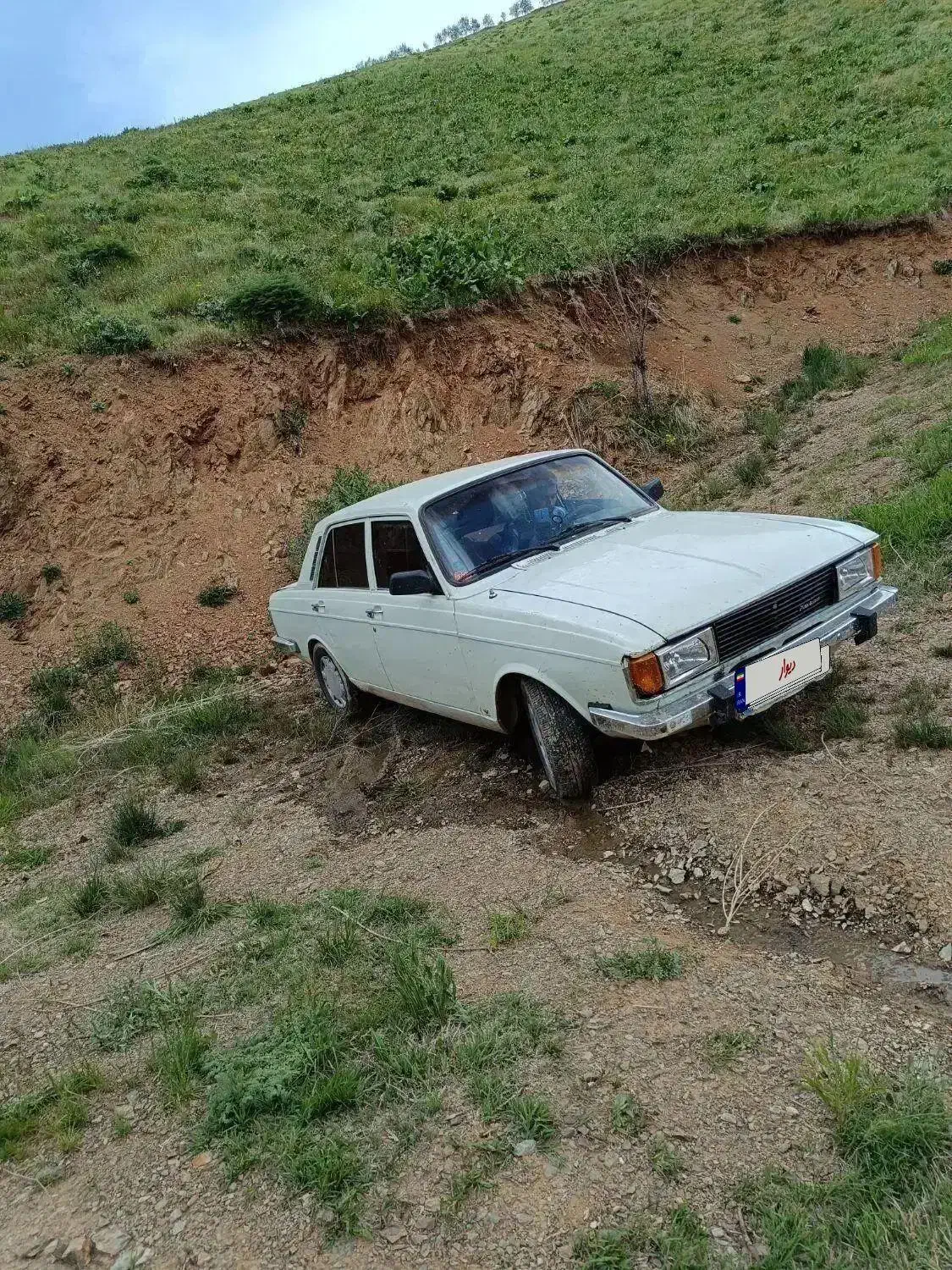 پیکان مدل 83 انژکتور|خودرو کلاسیک|دیواندره, |دیوار