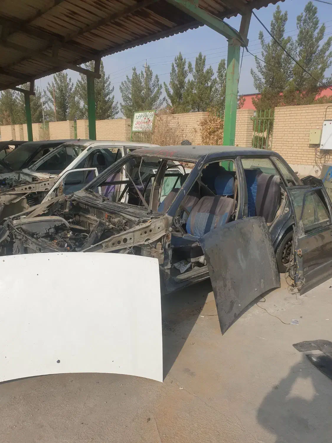 دمونتاژ و پاک سازی  خودروی فرسوده|استخدام صنعتی، فنی، مهندسی|جوادآباد, |دیوار