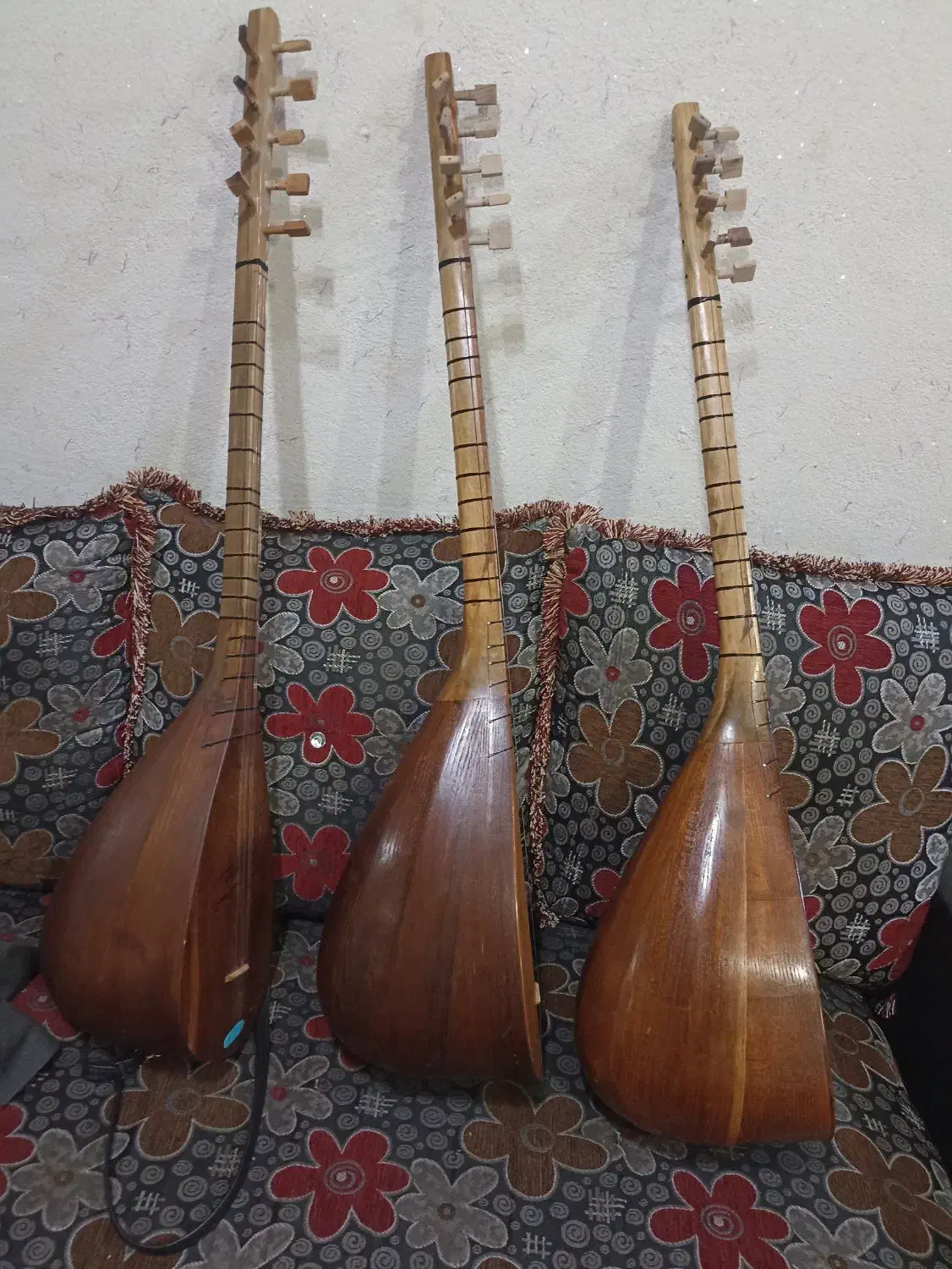 ساز|سازهای سنتی|مشگین شهر, |دیوار