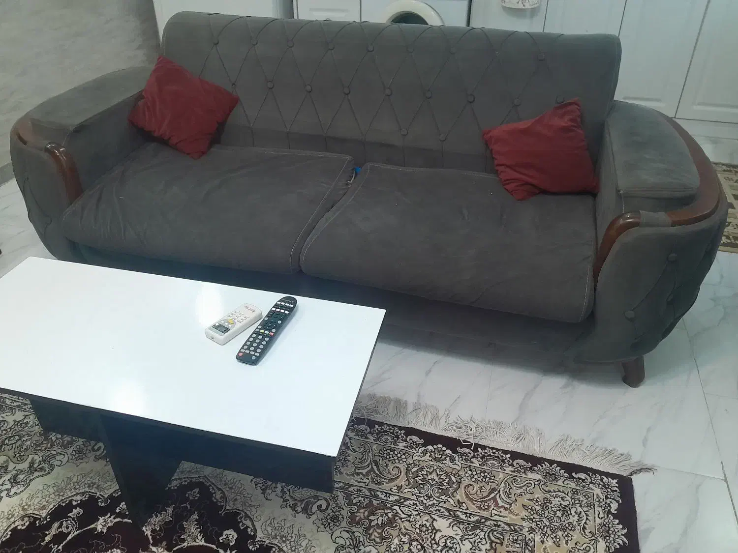 مبل چستر|مبلمان خانگی و میز عسلی|رشت, نیروی دریایی|دیوار