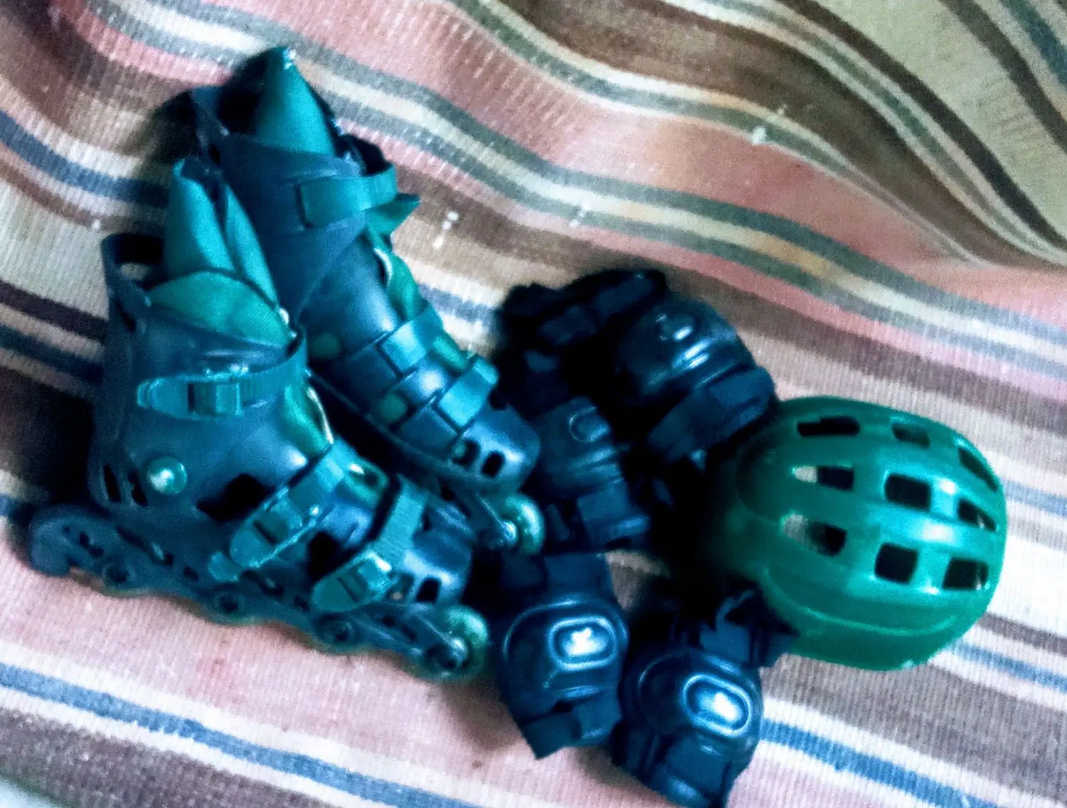 اسکیت(skate)|دوچرخه، اسکیت، اسکوتر|آبیک, |دیوار