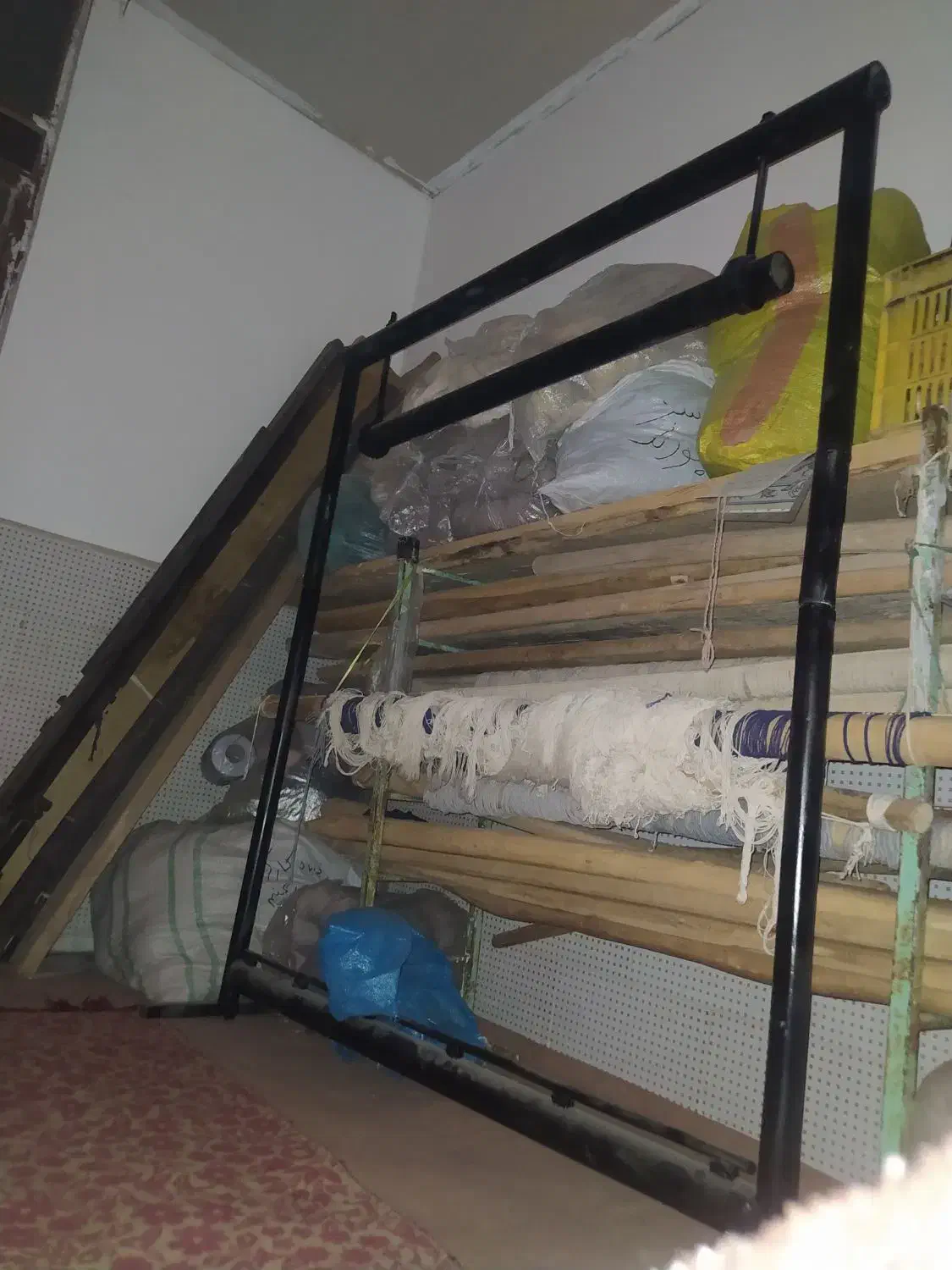 دستگاه قالی|ابزارآلات|کاشان, حسن آباد|دیوار