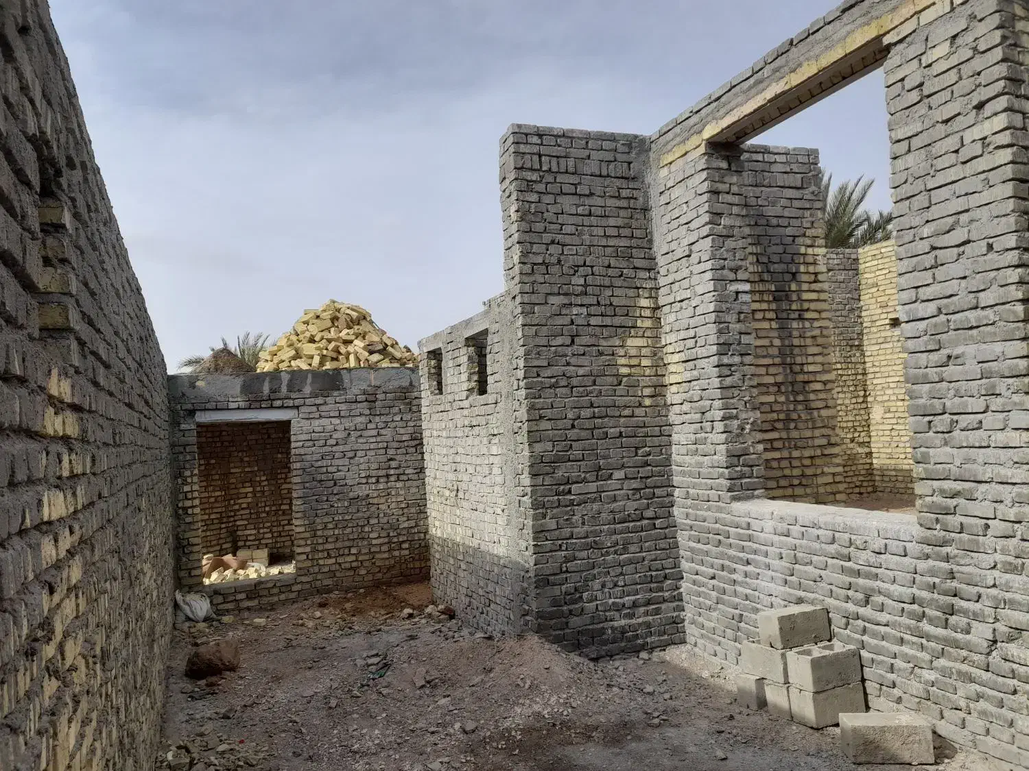 زمین نیمه ساز|فروش خانه و ویلا|بافق, |دیوار