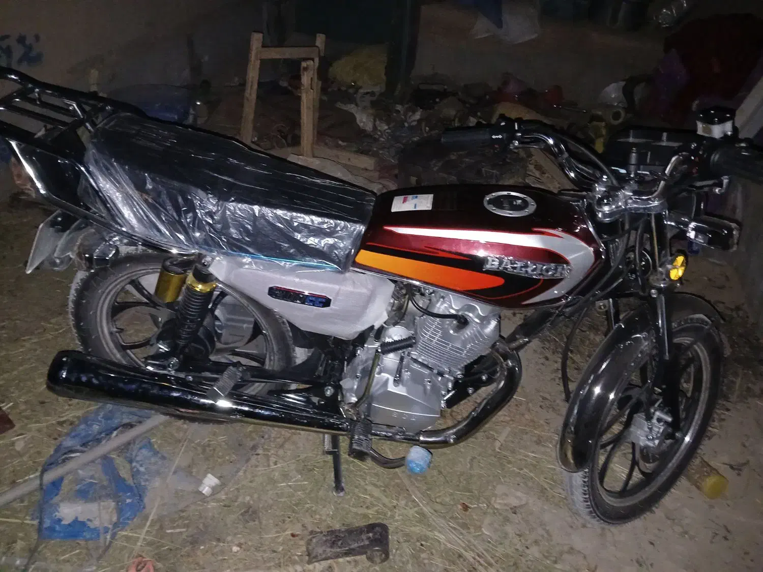 موتورفروشی 200بلوچ نومدارک کامل|موتورسیکلت|پسکوه, |دیوار