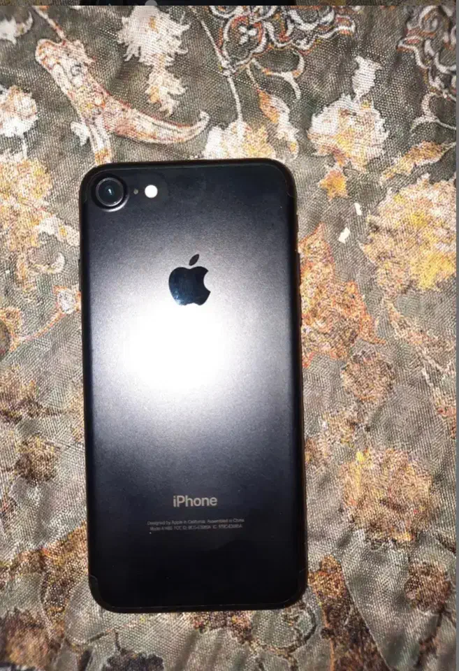 ایفون ۷ مشکی|موبایل|ارومیه, |دیوار