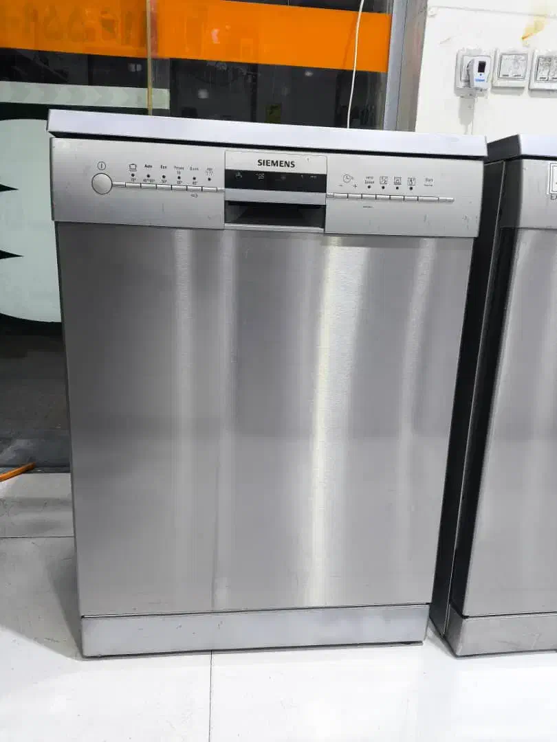 ظرف شوی بوش و زیمنس سفیدو سیلور اصل المان|ماشین ظرفشویی|گتوند, |دیوار