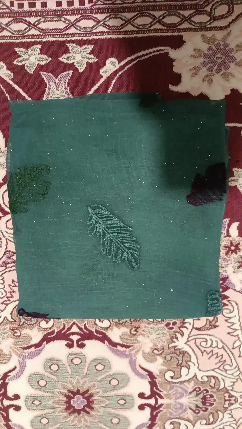 تعداد زیاد ها روسری چهار گوش هستن|لباس|بوکان, |دیوار