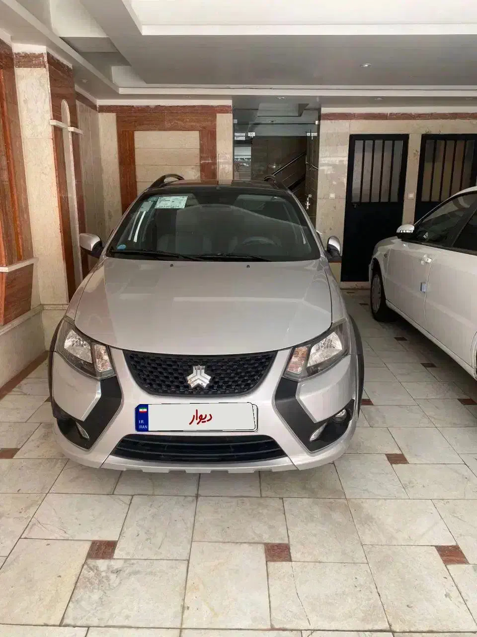 کوییک R مدل 1402|خودرو سواری و وانت|ری, شهادت|دیوار