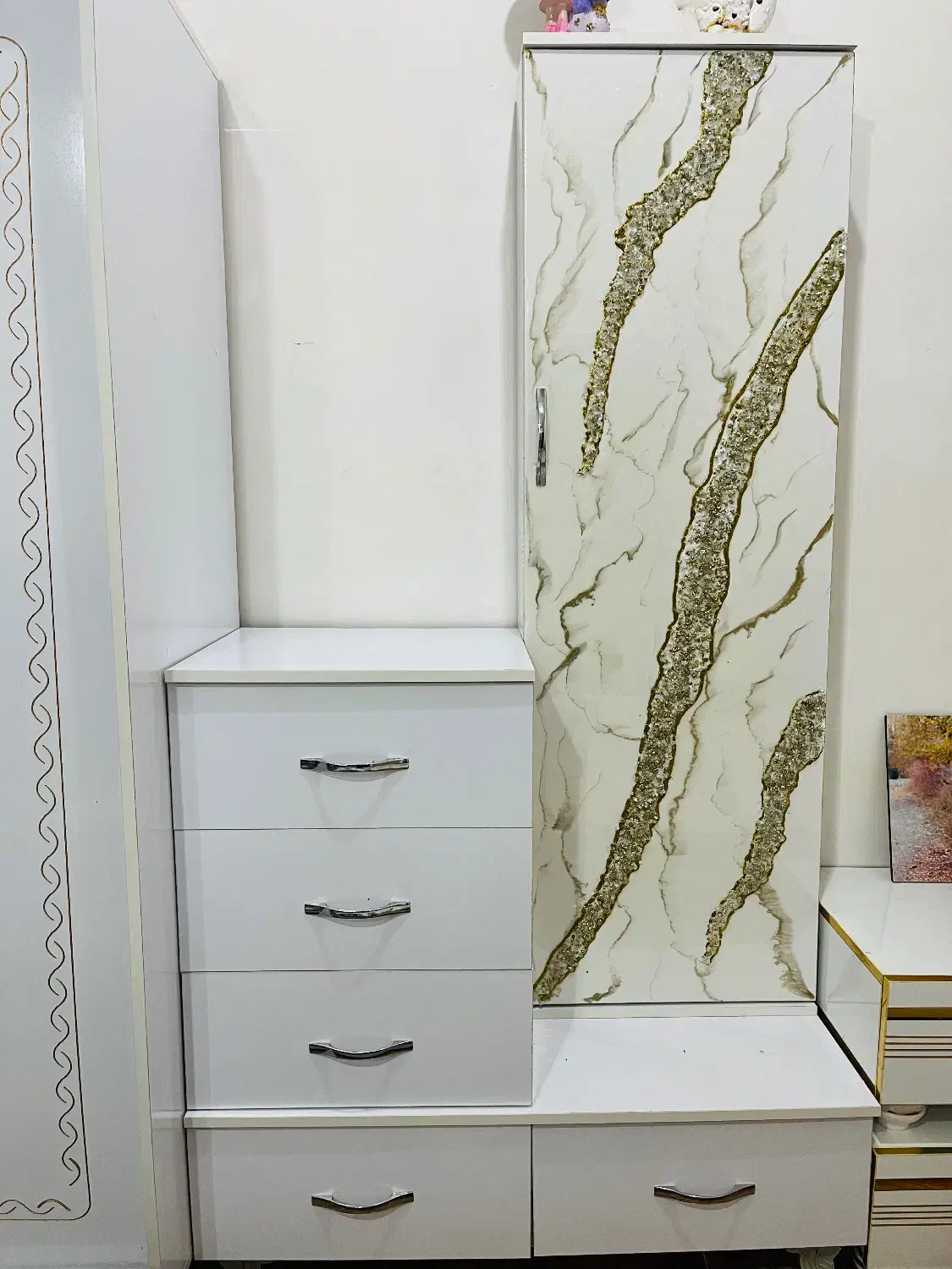 سرویس خواب دست دوم در حد نو دو ساله خریداری شده|تخت و سرویس خواب|اشنویه, |دیوار