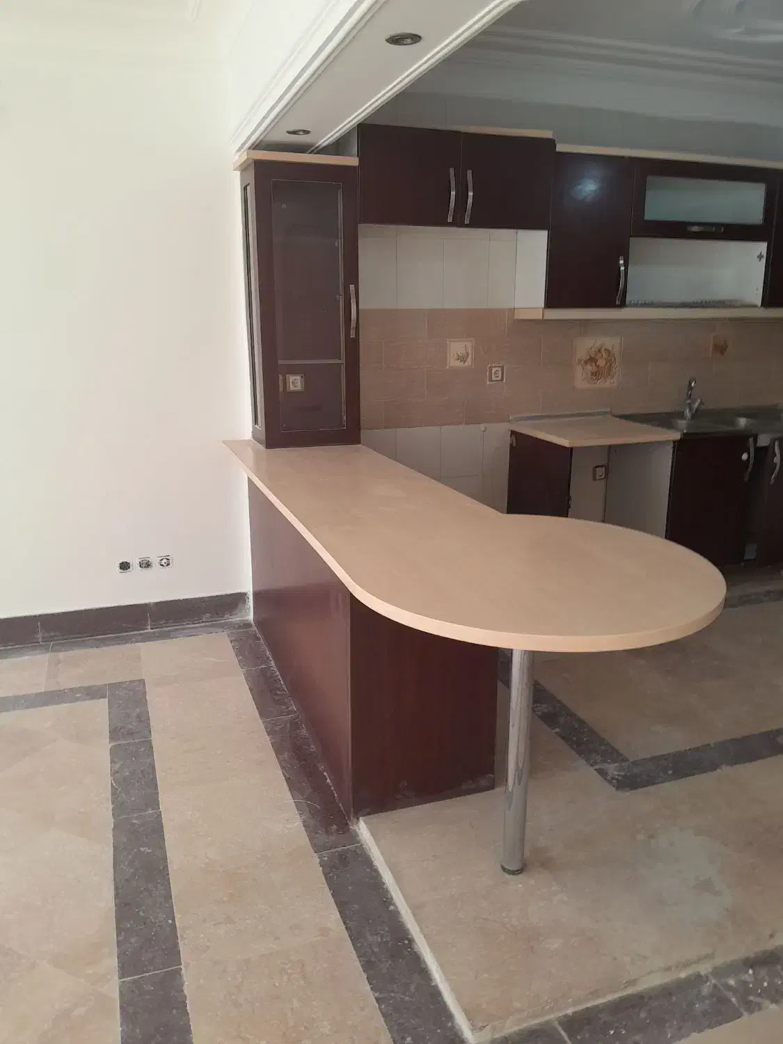 کابینت آشپزخانه|مصالح و تجهیزات ساختمان|قم, دروازه چوبی|دیوار