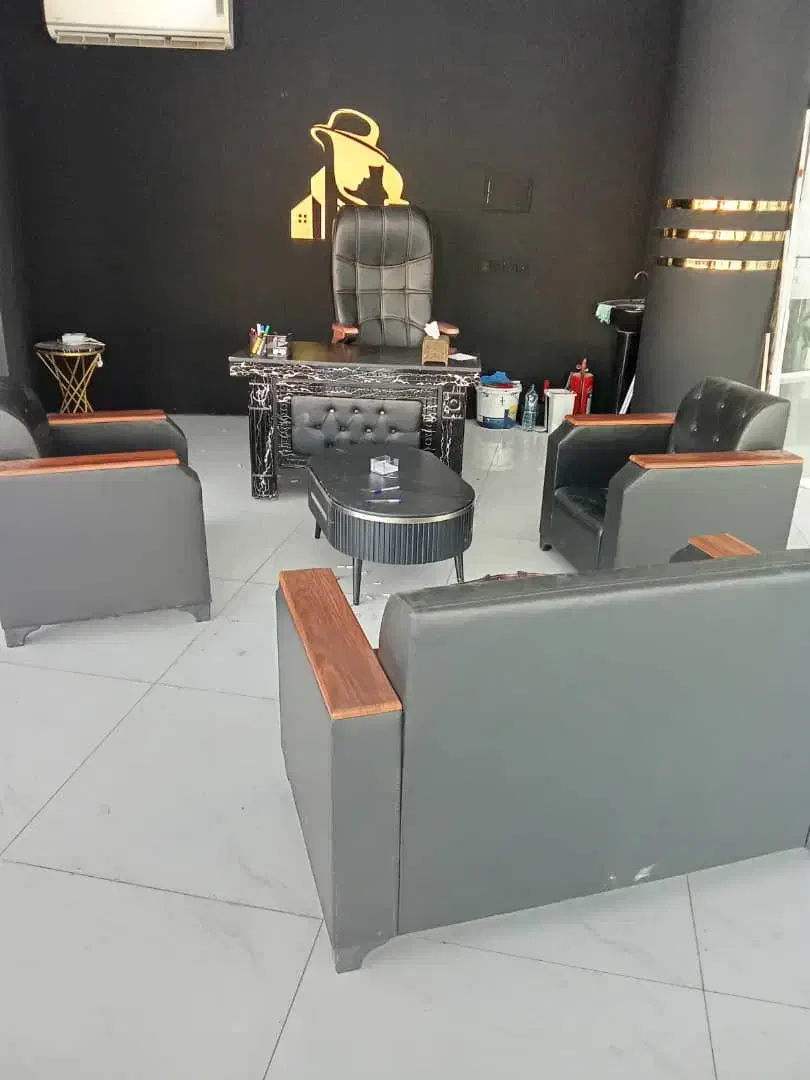 میز و صندلی و مبلمان اداری|مبلمان اداری|کیش, |دیوار