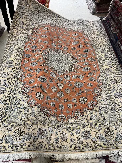 ۶ متری نائین گل ابریشم|فرش|تهران, سعادت‌آباد|دیوار