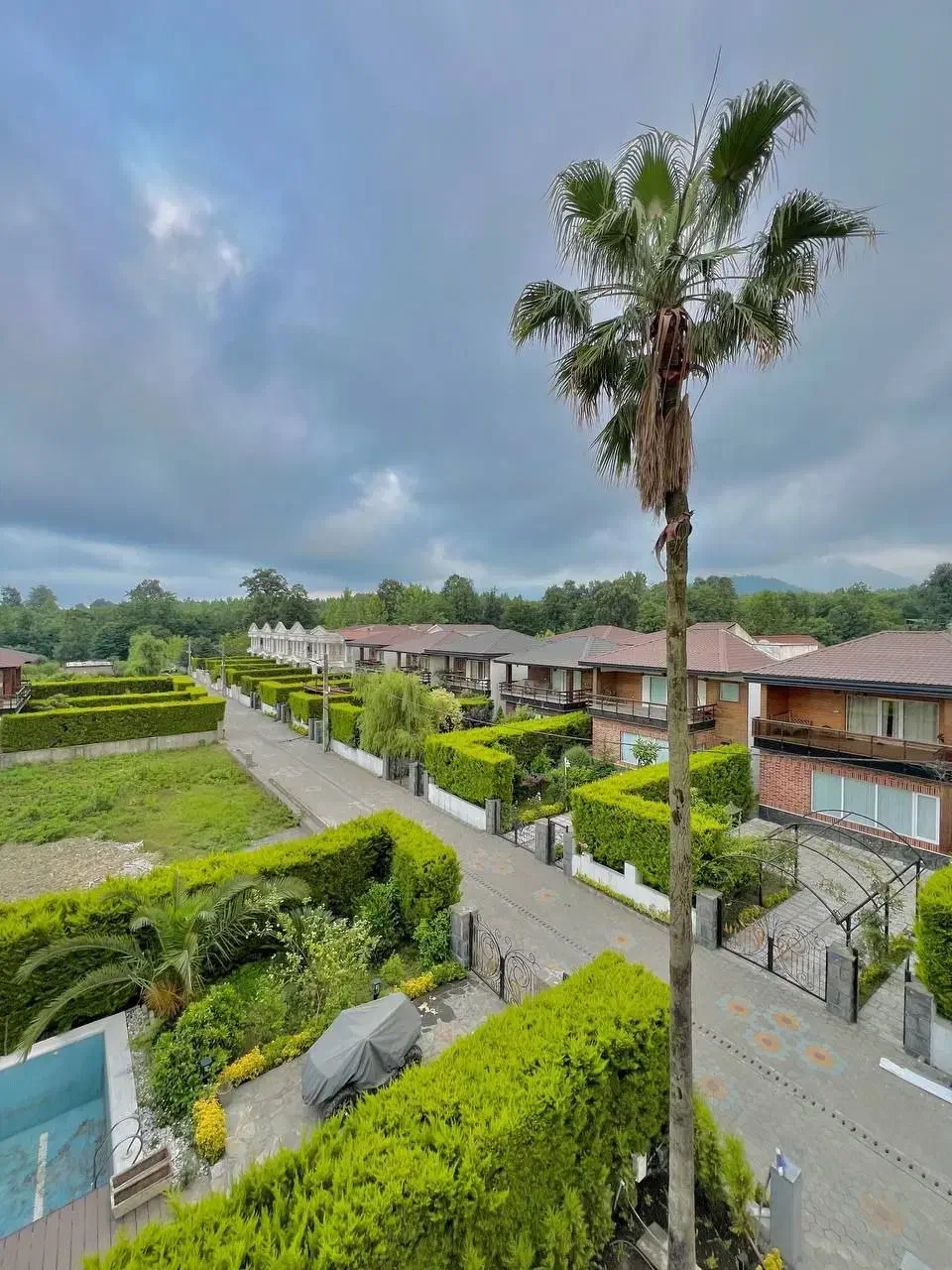 فورلکس۶۰۰متری/فول آپشن/فول مدارک/محشر و بینظیر|فروش خانه و ویلا|رویان, |دیوار