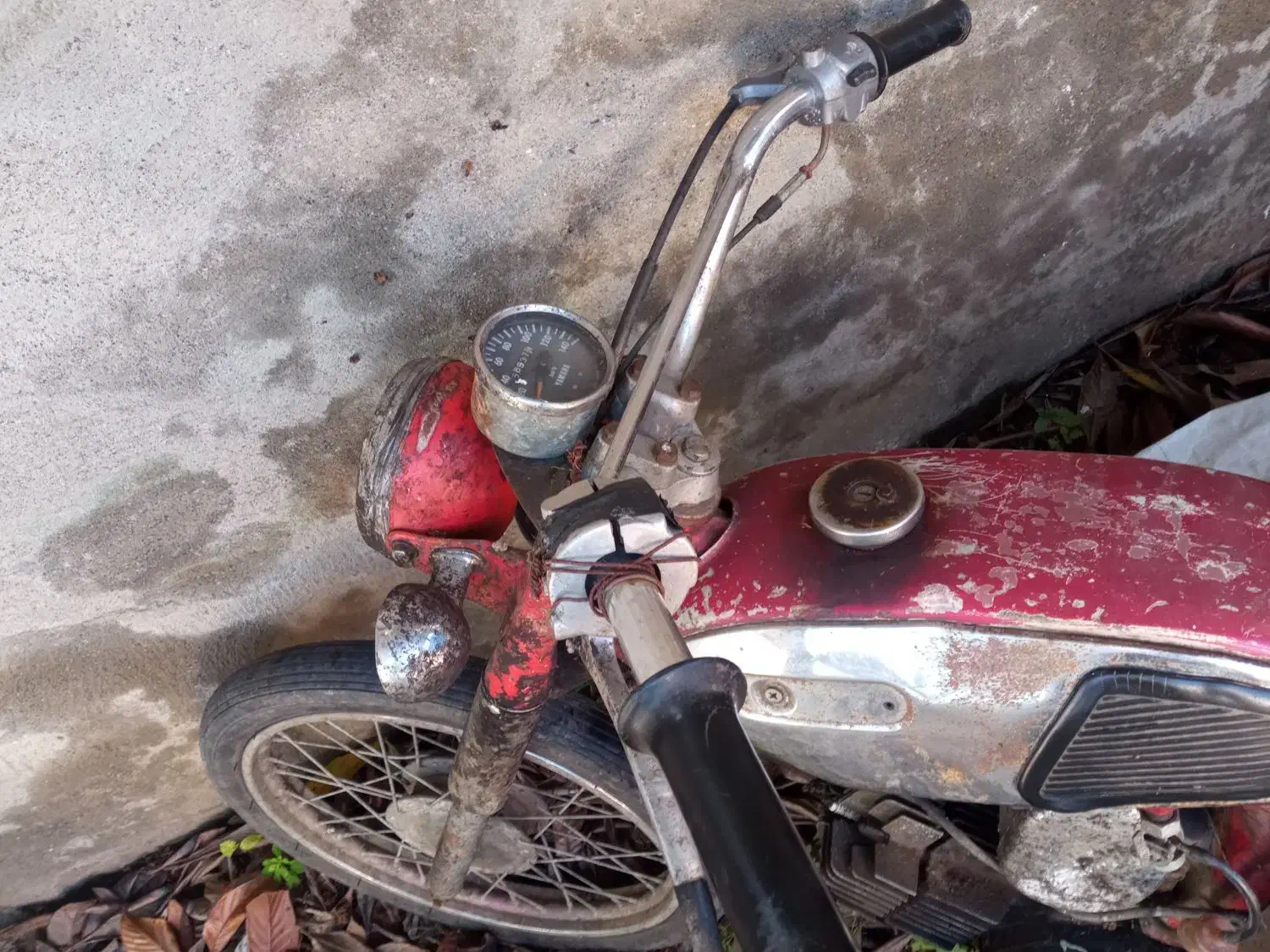 یاماها۱۰۰|موتورسیکلت|آستانه اشرفیه, |دیوار