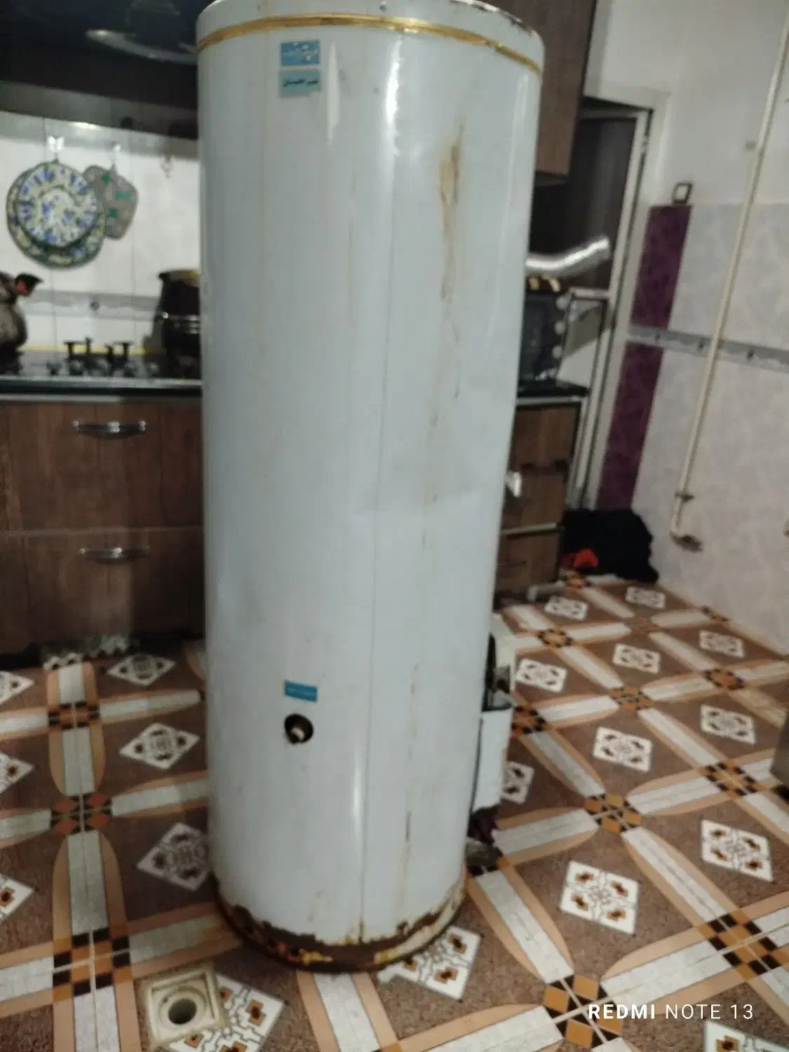 آب گرمکن 4میل کاملا سالمه پوسته ی روش یکم|آبگرمکن، پکیج، شوفاژ|تاکستان, |دیوار