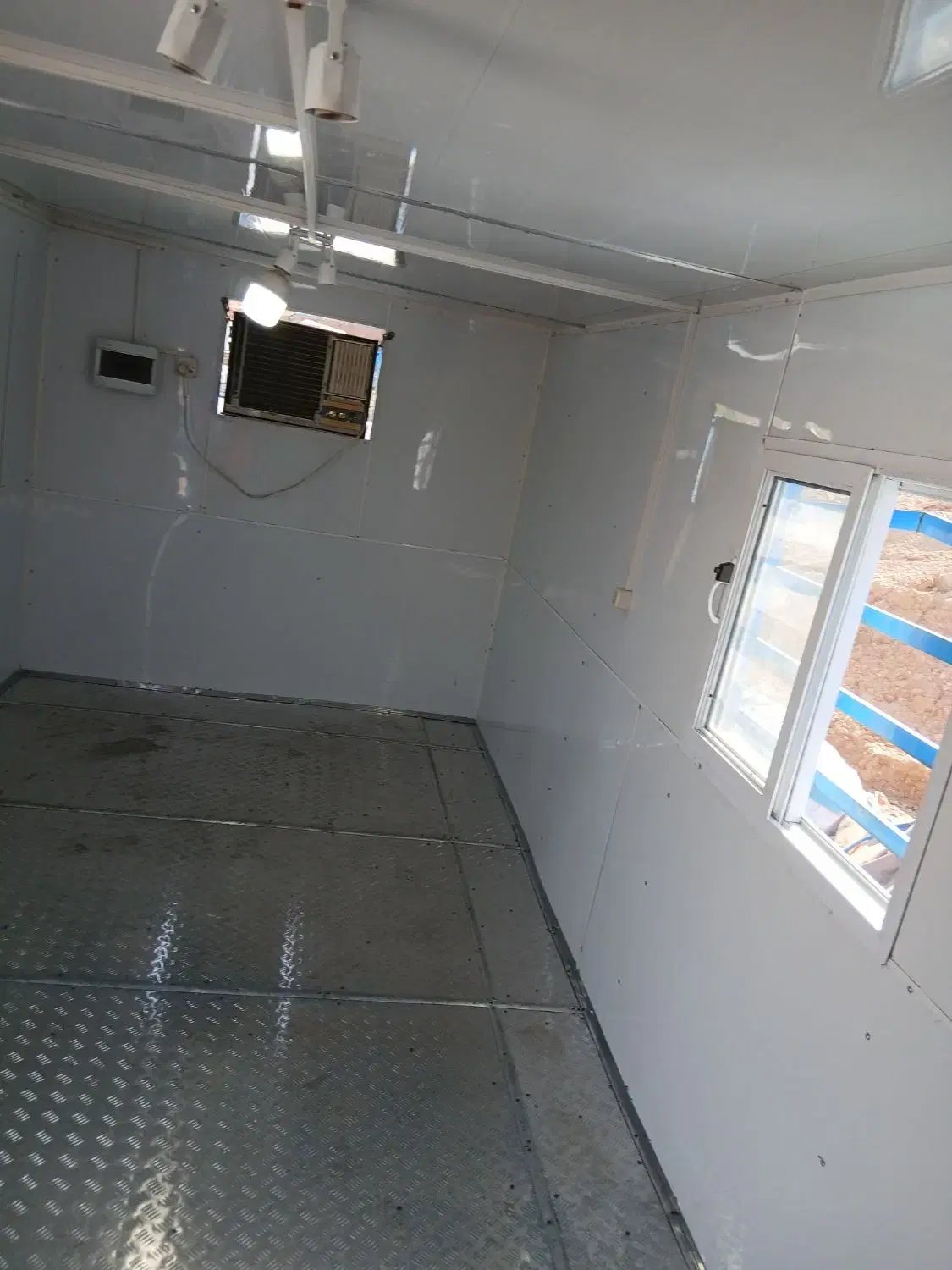 تعمیرات انواع کانکس وکانتینر|خدمات پیشه و مهارت|اهواز, شریعتی جنوبی|دیوار