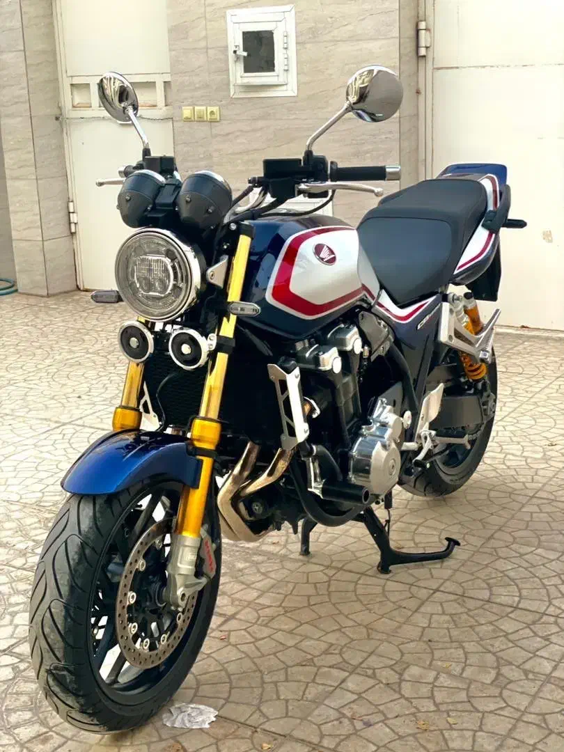 سی بی ۱۳۰۰ اس پی ۲۰۲۲|موتورسیکلت|برازجان, |دیوار