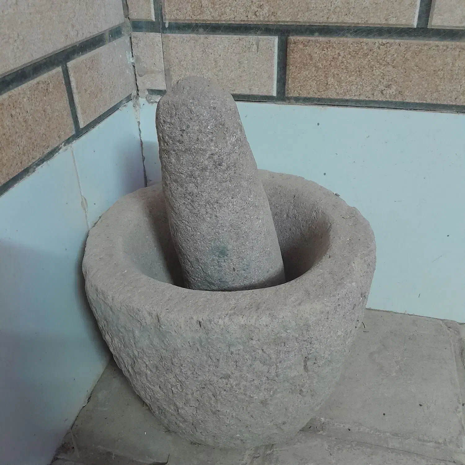 سرکو|کلکسیون اشیاء عتیقه|بادرود, |دیوار