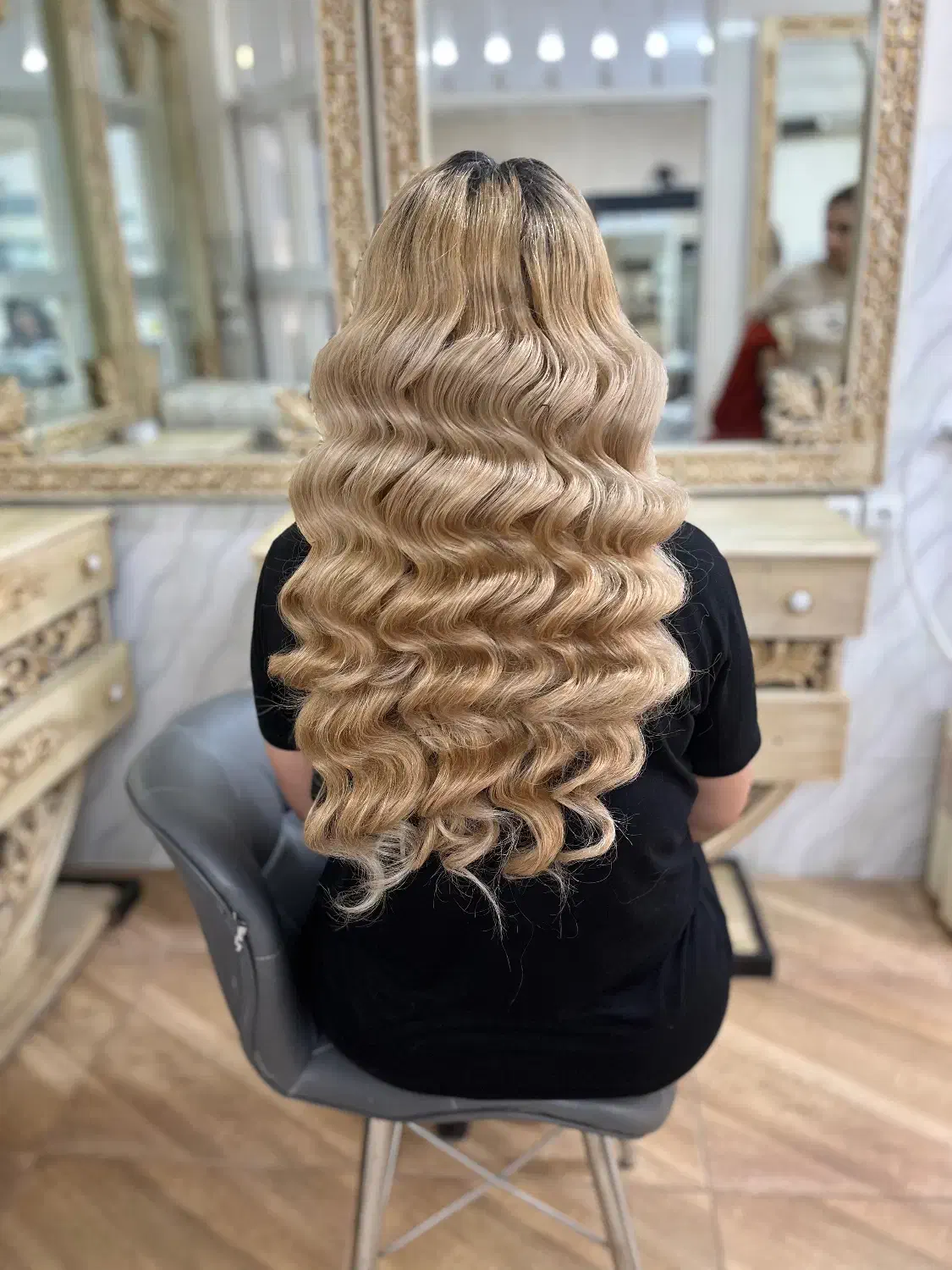 بیا برات این مدل شنیون با۲۲۰تومن بزنم|خدمات آرایشگری و زیبایی|همدان, |دیوار