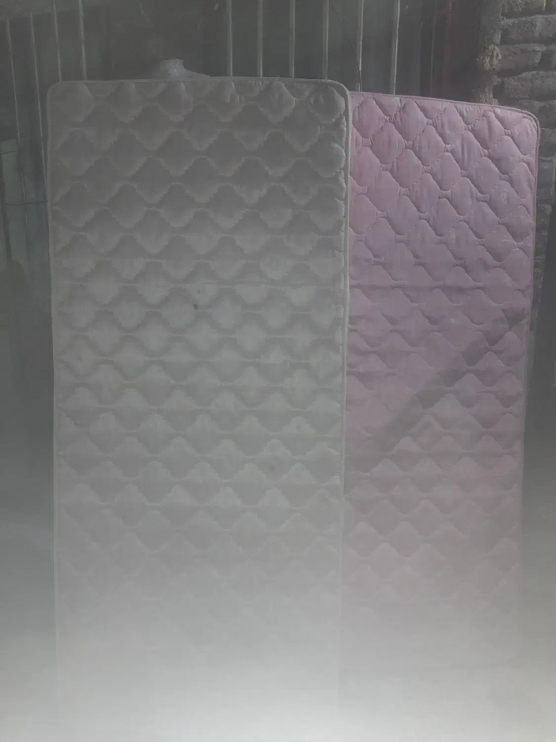 توشک|تشک تختخواب|بروجرد, |دیوار